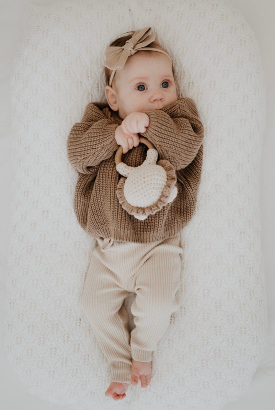 Oak Oversized Sweater in Cedar– Chunky Knit Sweater for Babies and Toddlers, 100% Organic Cotton, Cozy and Stylish Earthy Tone Knitwear, Breathable Baby Sweater, Ideal for Fall and Winter Outfits, Baby Shower Gift, Year-Round Comfort, Oversized Fit
