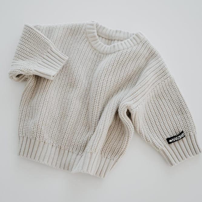 Chase Oversized Pullover in Feather Gray – Cozy 100% Organic Cotton Baby Sweater, Soft and Breathable, Ideal for Fall and Winter, Stylish and Comfortable Knitwear for Newborns and Toddlers